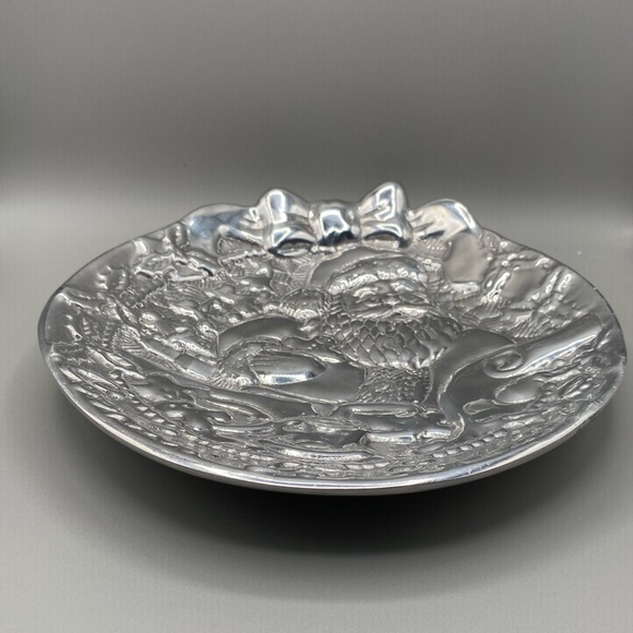 Santa Cookie Plate -3D Relief Santa Eating Cookies & Checking List - 10” Dia - Picture 2 of 6